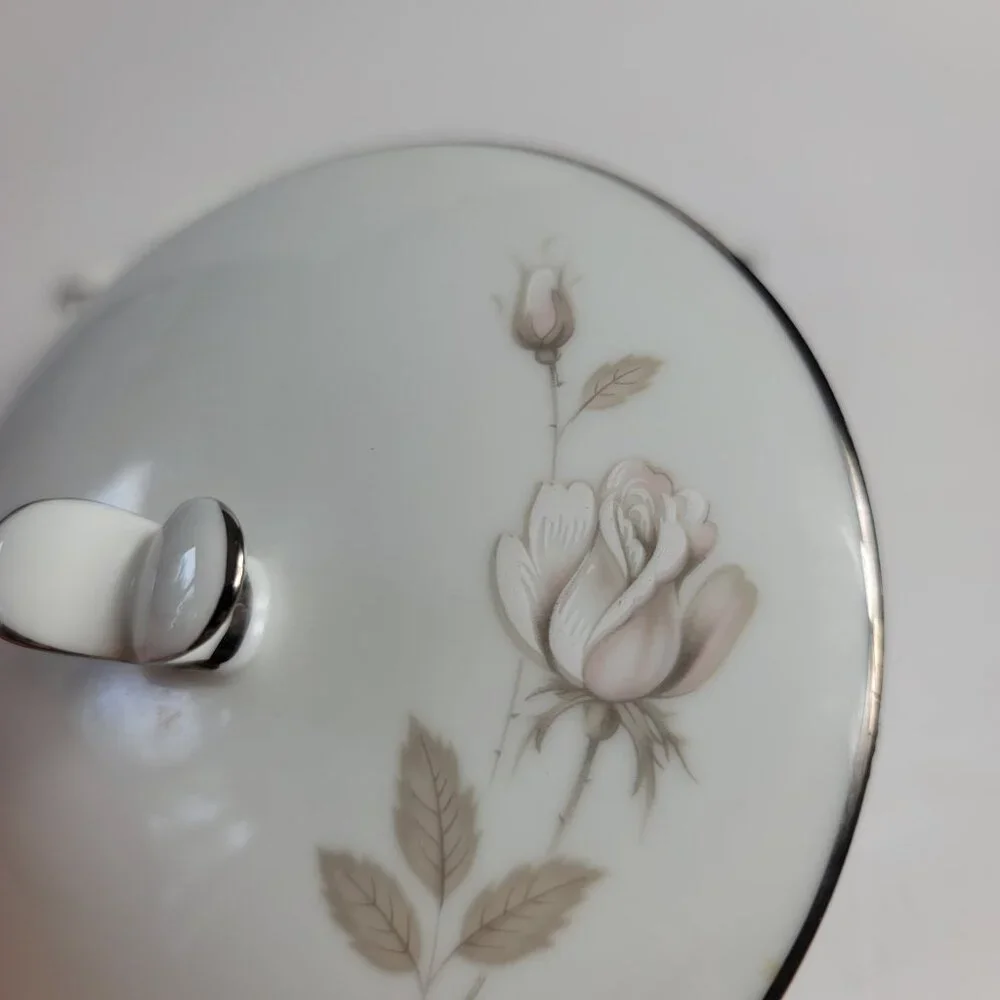 Noritake Sweet Talk Sugar Bowl & Lid White with Pink & White Roses